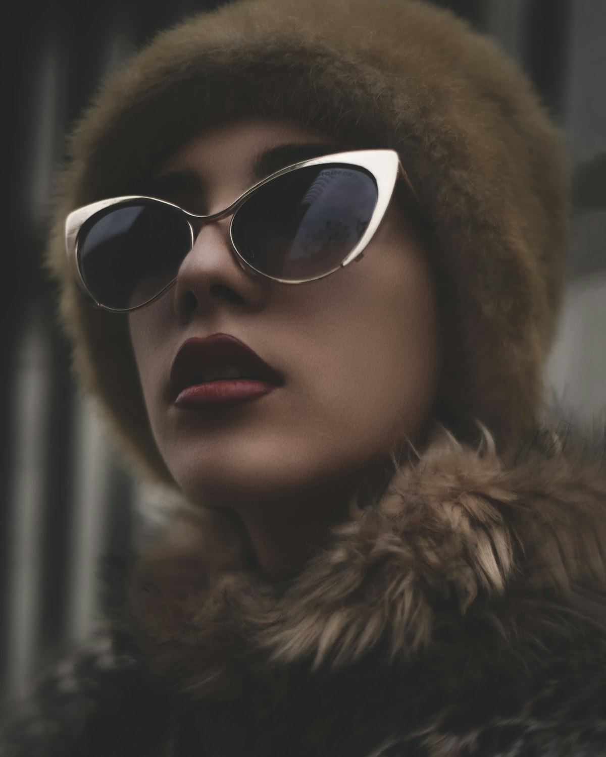 How to Choose the Right Frame Shape for Your Face